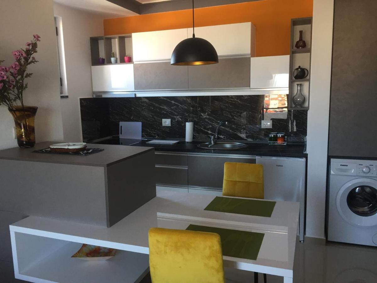 Best Apartment Поградец Екстериор снимка