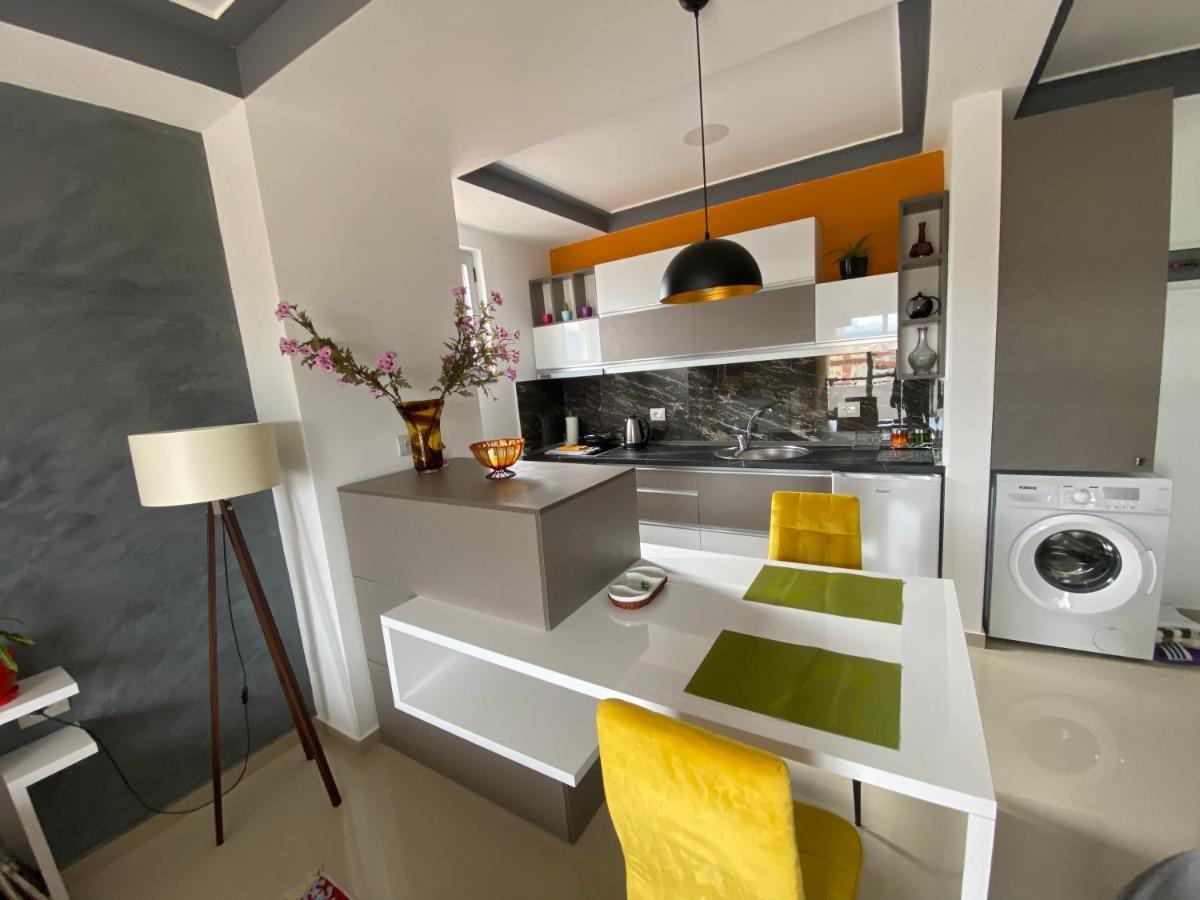 Best Apartment Поградец Екстериор снимка